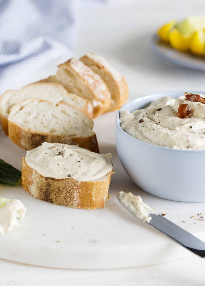 Dattel-Schmand-Dip aus dem Monsieur Cuisine | ZauberMix Dattel-Schmand-Dip aus dem Monsieur Cuisine | ZauberMix