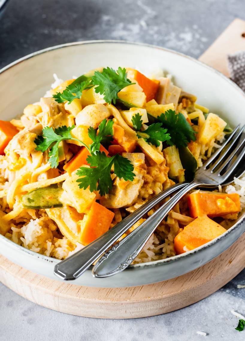 Jackfruit-Curry mit Ananas im Monsieur Cuisine | ZauberMix Jackfruit-Curry mit Ananas im Monsieur Cuisine | ZauberMix