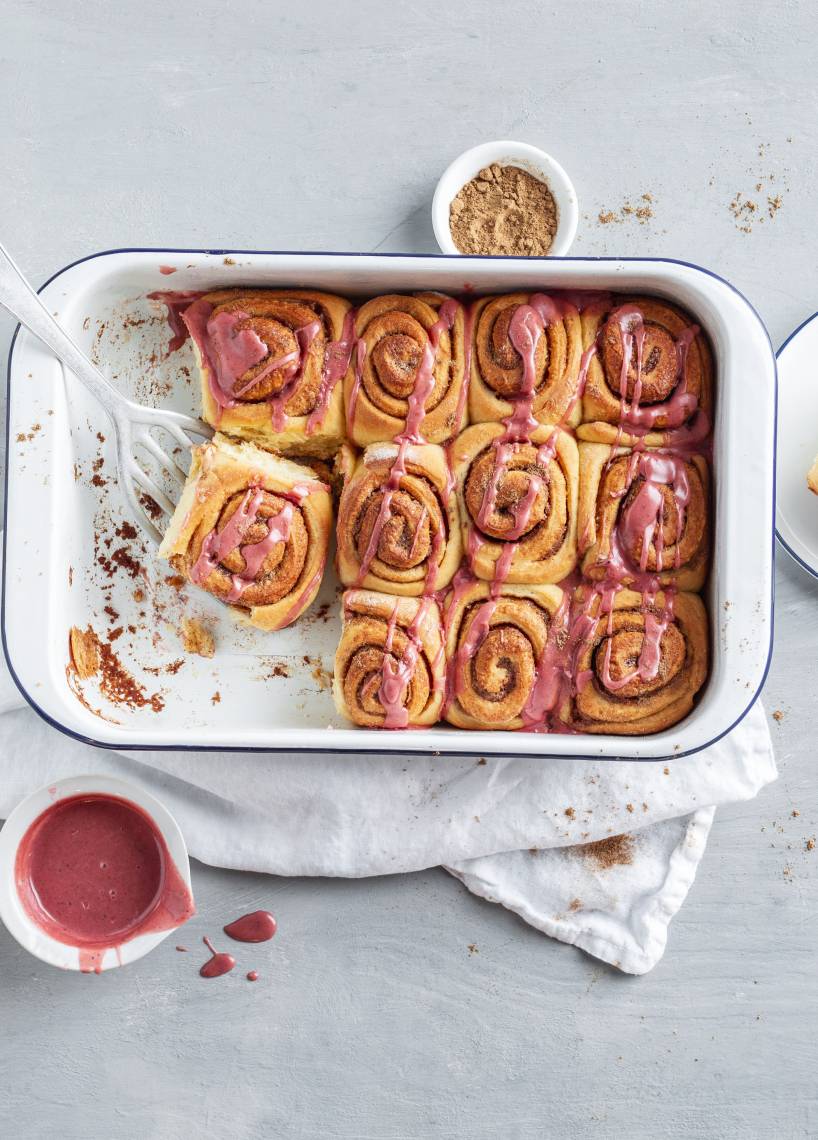 Hefeschnecken mit Glühweinguss