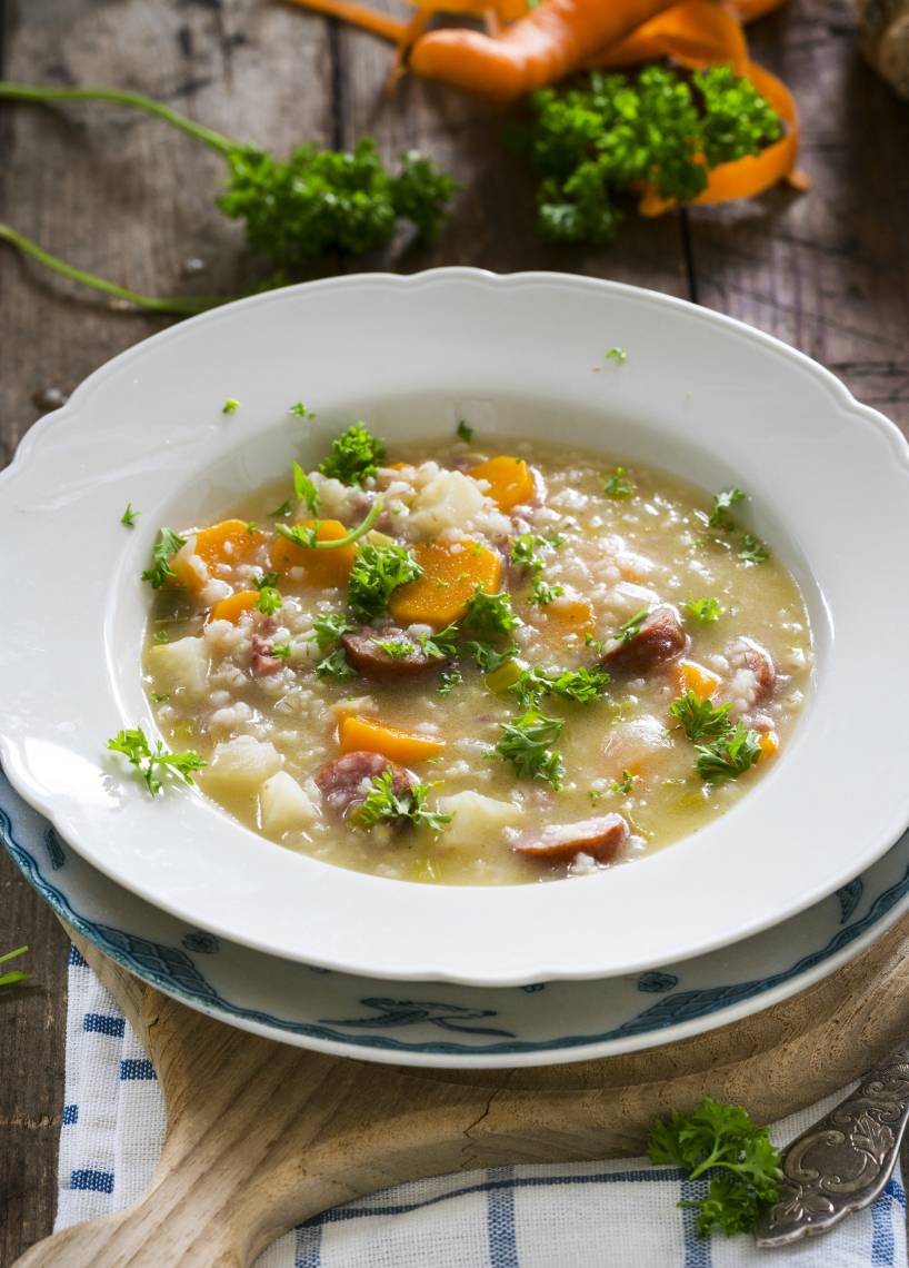 Herbstliche Graupensuppe