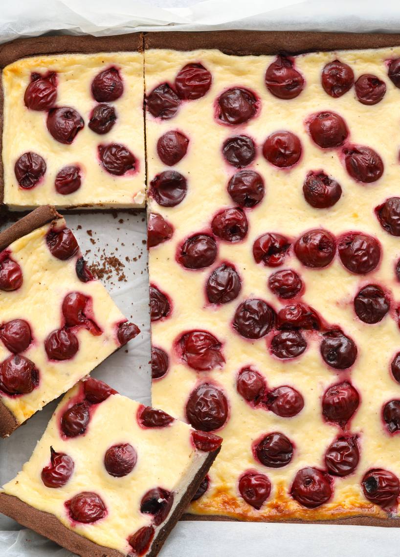 Kirsch-Schmandkuchen vom Blech im Monsieur Cuisine | ZauberMix