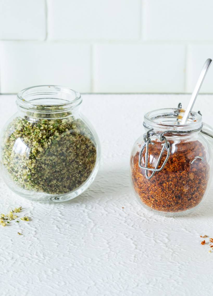 Kräutermischung für grünes und rotes Pesto