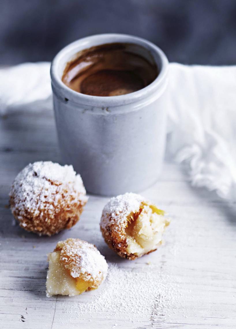 Krapfenbällchen mit Schokoladensoße im Monsieur Cuisine | ZauberMix