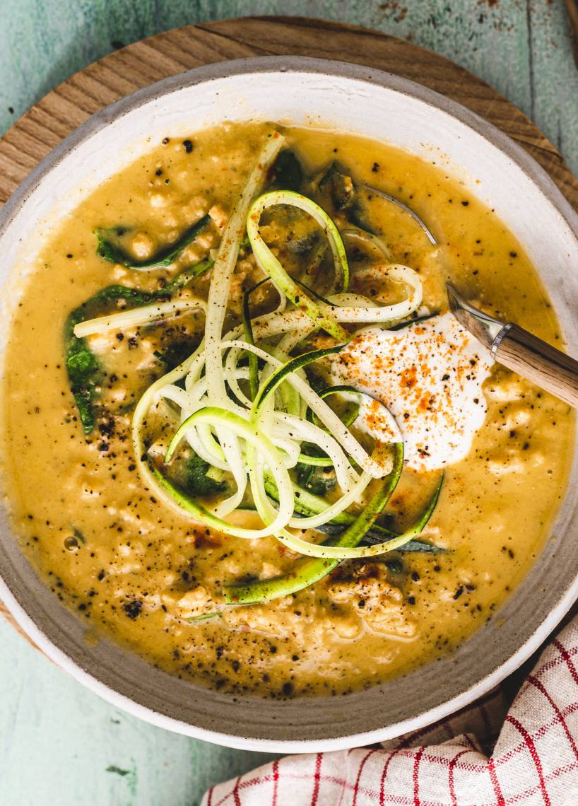 LC: Zucchini-Suppe mit Veggie-Hackfleisch und Zoodles