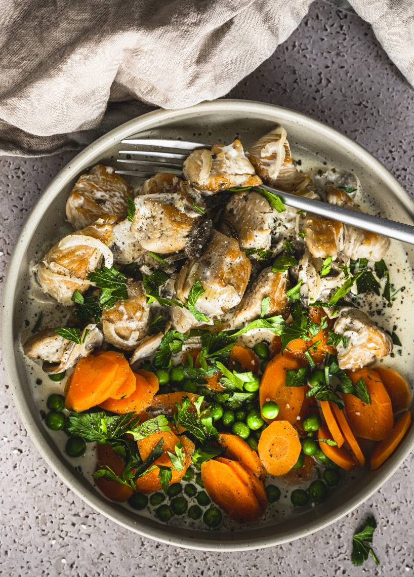 Putengeschnetzeltes mit Erbsen und Karotten