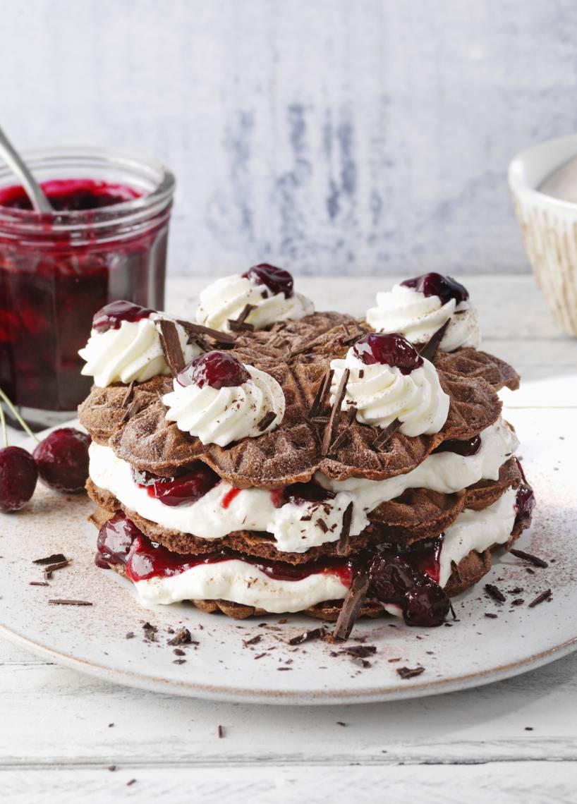 Schwarzwälder-Kirsch-Waffeltorte