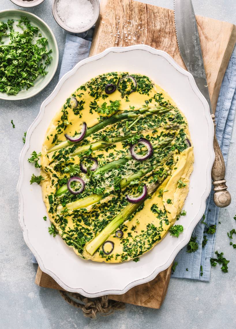 Spargel-Kräuter-Omelett