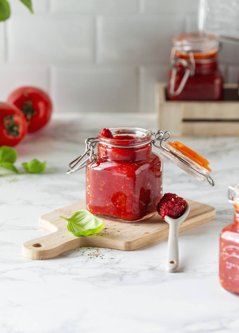 Tomatenmark aus ganzen Tomaten