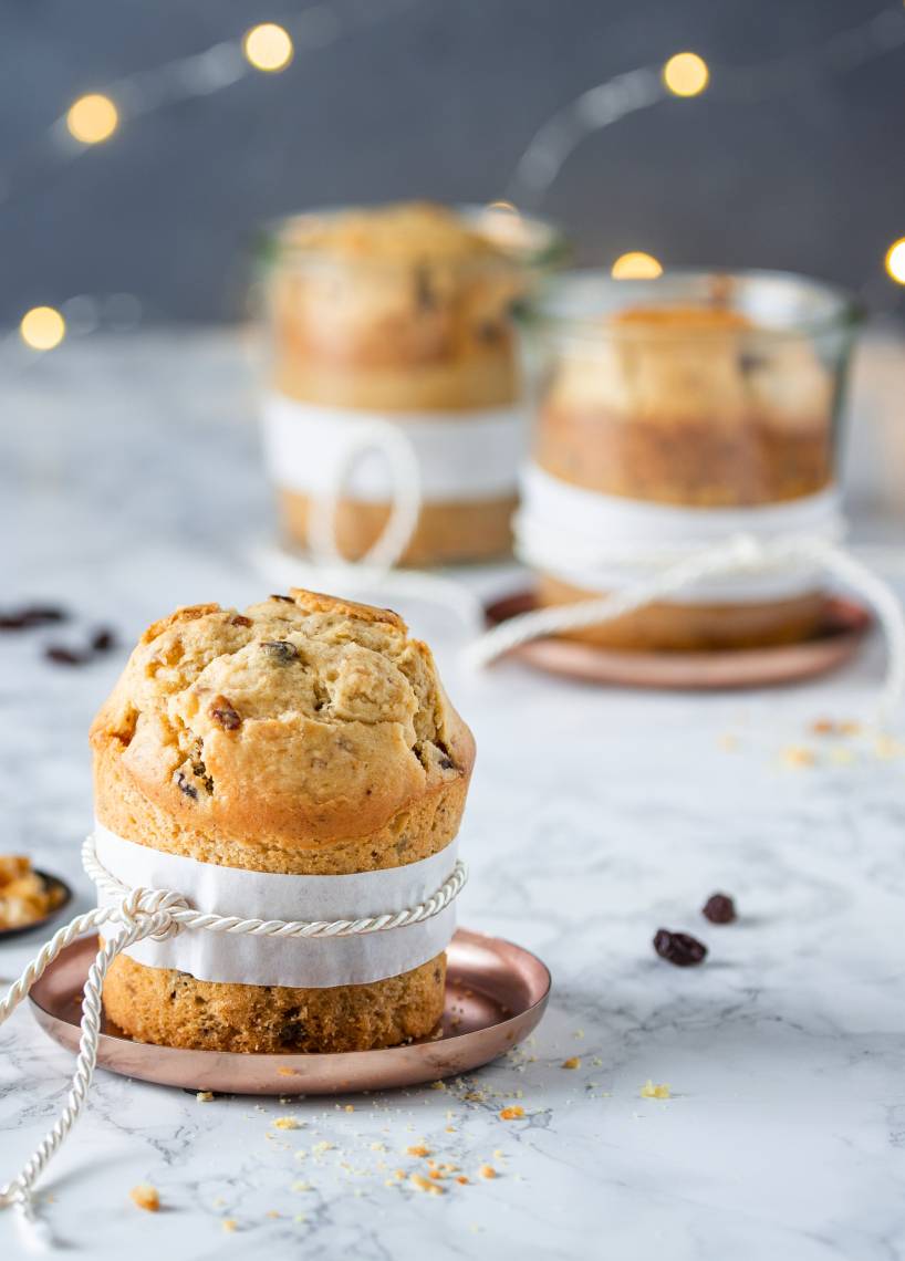 Weihnachts-Panettone im Glas