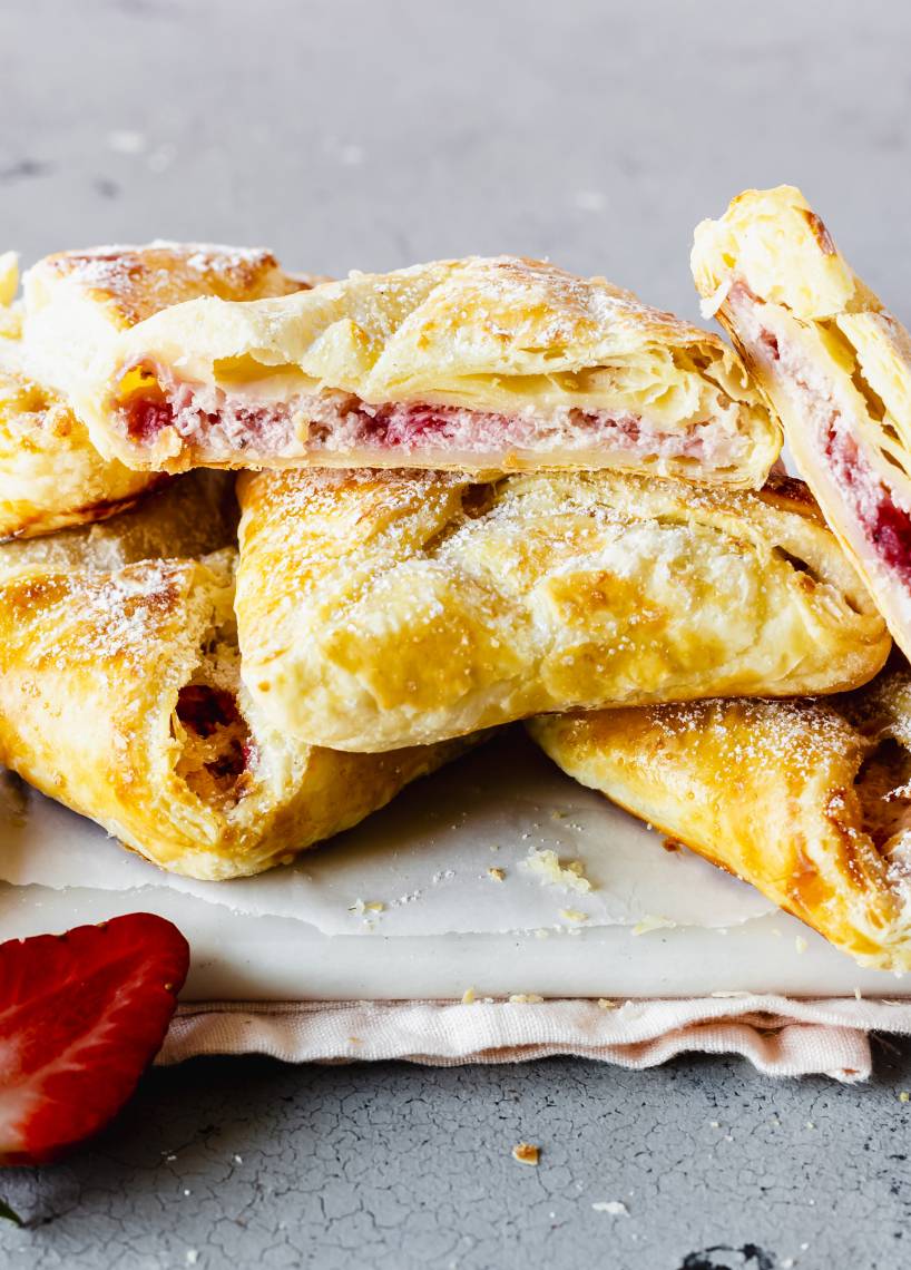 Erdbeer-Quarktaschen mit dem Monsieur Cuisine | ZauberMix Erdbeer-Quarktaschen mit dem Monsieur Cuisine | ZauberMix