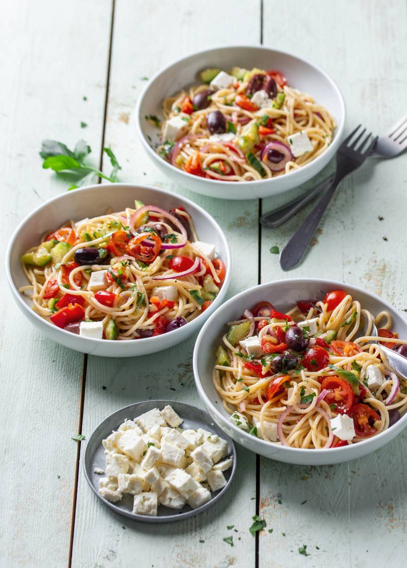Griechischer Spaghettisalat im Monsieur Cuisine | ZauberMix Griechischer Spaghettisalat im Monsieur Cuisine | ZauberMix