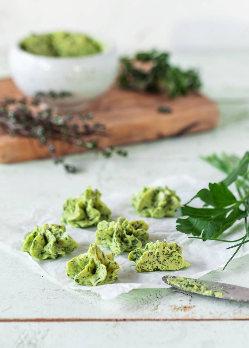 Kräuter-Knoblauch-Butter