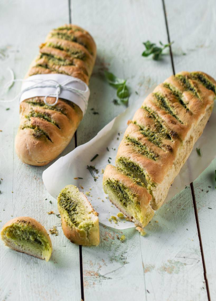 Kräuterbaguette mit dem Monsieur Cuisine | ZauberMix Kräuterbaguette mit dem Monsieur Cuisine | ZauberMix