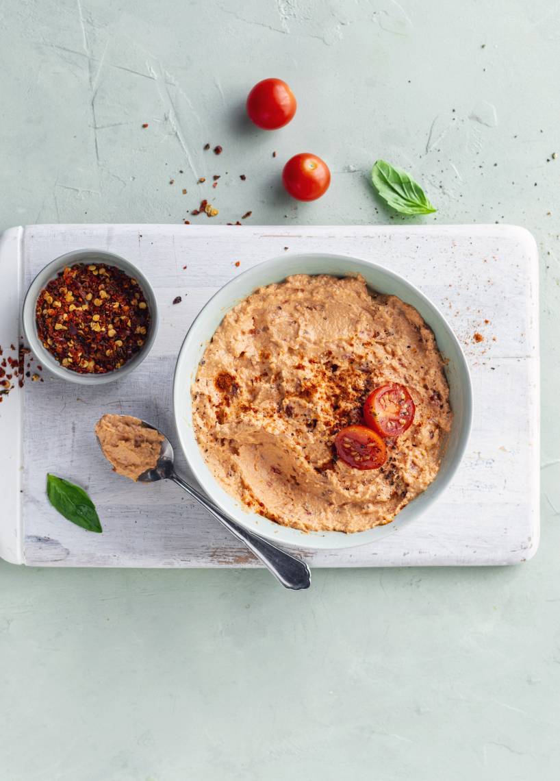 Pikanter Tomate-Mozzarella-Dip