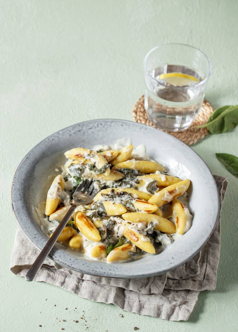 Schupfnudeln mit Spinat-Frischkäse-Soße im Monsieur Cuisine | ZauberMix