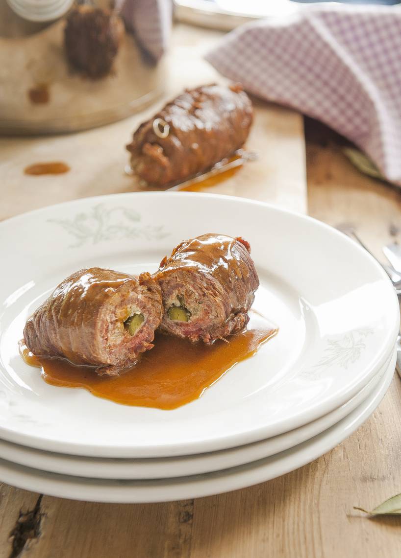 Saftige Rinderrouladen im Monsieur Cuisine | ZauberMix Saftige Rinderrouladen im Monsieur Cuisine | ZauberMix