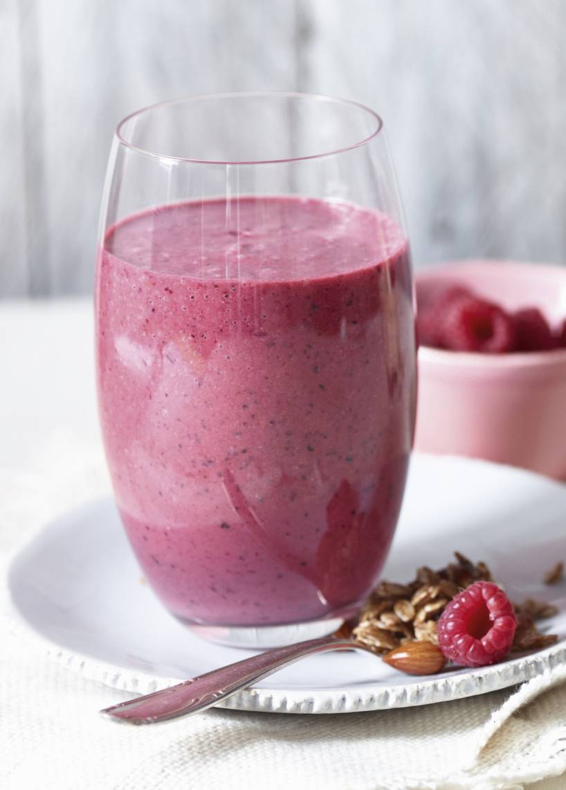 Beerensmoothie mit Mandeln