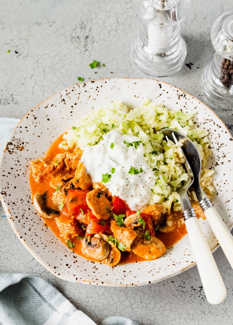 Putengyros mit Krautsalat und Zaziki