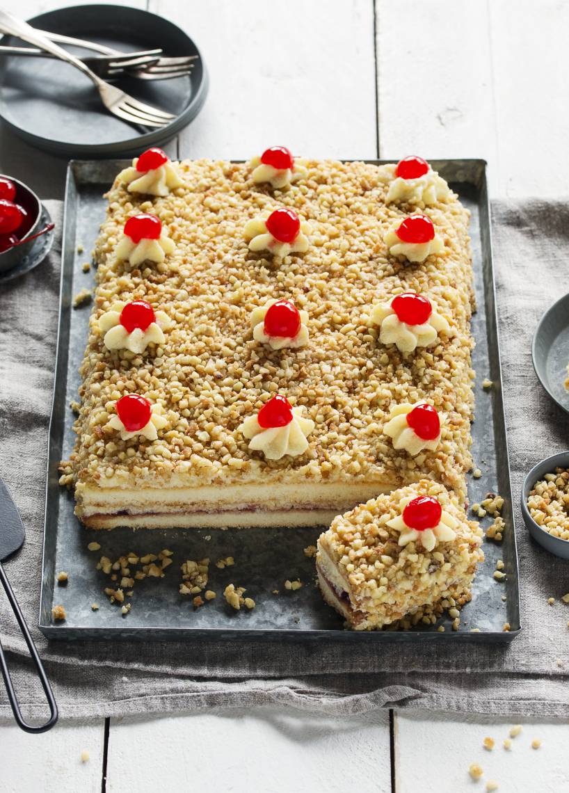 Frankfurter Kranz Schnitten mit dem Monsieur Cuisine | ZauberMix Frankfurter Kranz Schnitten mit dem Monsieur Cuisine | ZauberMix