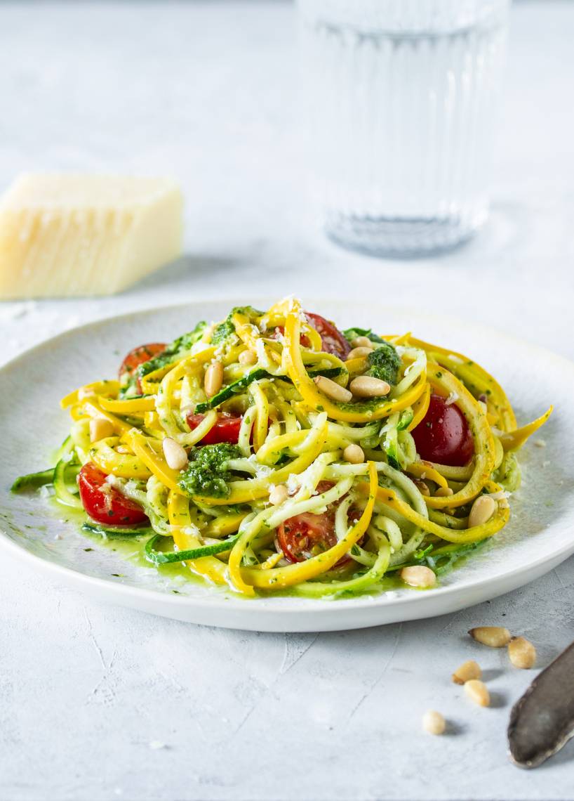 Zucchini-Spaghetti mit Pesto im Monsieur Cuisine | ZauberMix Club