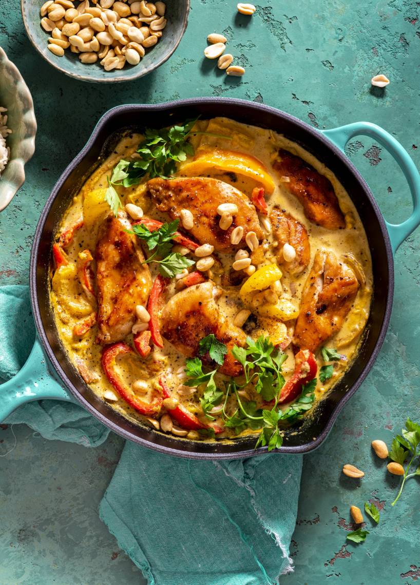 Cremige Erdnuss-Hähnchen-Pfanne mit dem Monsieur Cuisine | ZauberMix Cremige Erdnuss-Hähnchen-Pfanne mit dem Monsieur Cuisine | ZauberMix