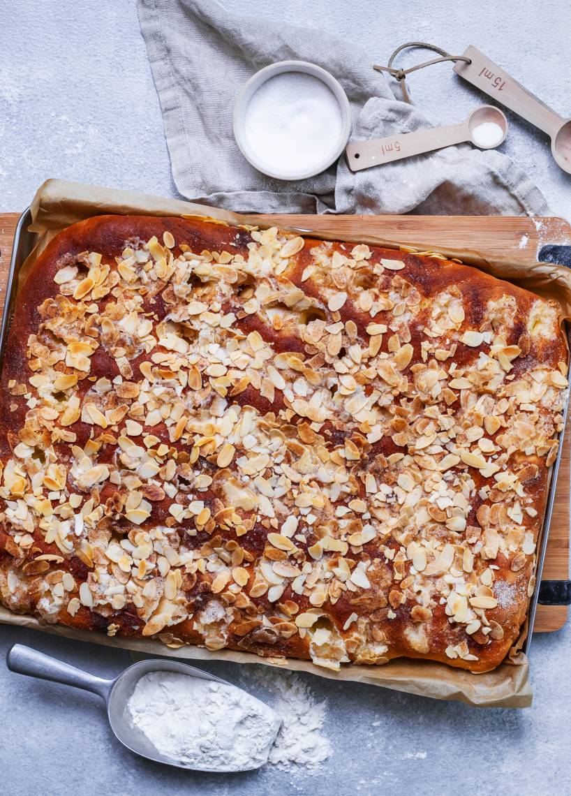 Butterkuchen vom Blech | ZauberMix Butterkuchen vom Blech | ZauberMix