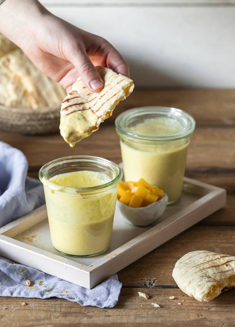 Mango-Curry-Grillsoße mit dem Monsieur Cuisine | ZauberMix Mango-Curry-Grillsoße mit dem Monsieur Cuisine | ZauberMix