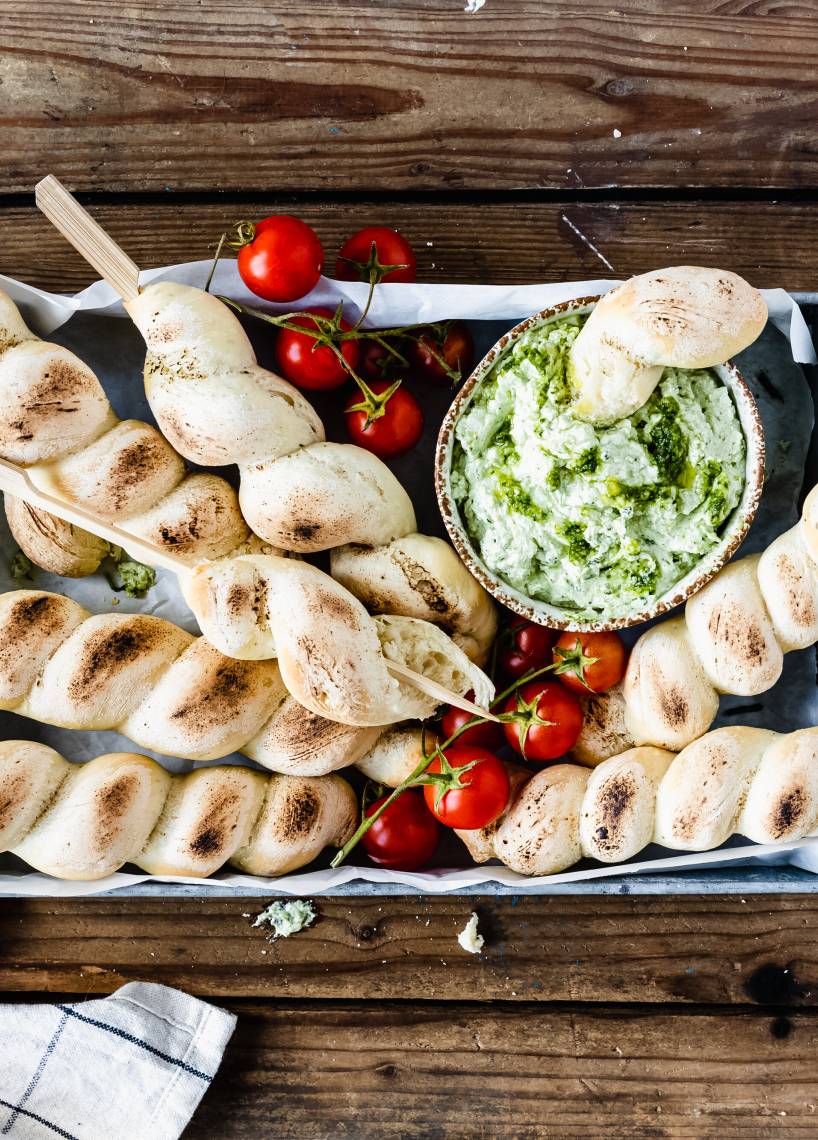 Stockbrot EINFACH selber machen | ZauberMix Stockbrot EINFACH selber machen | ZauberMix
