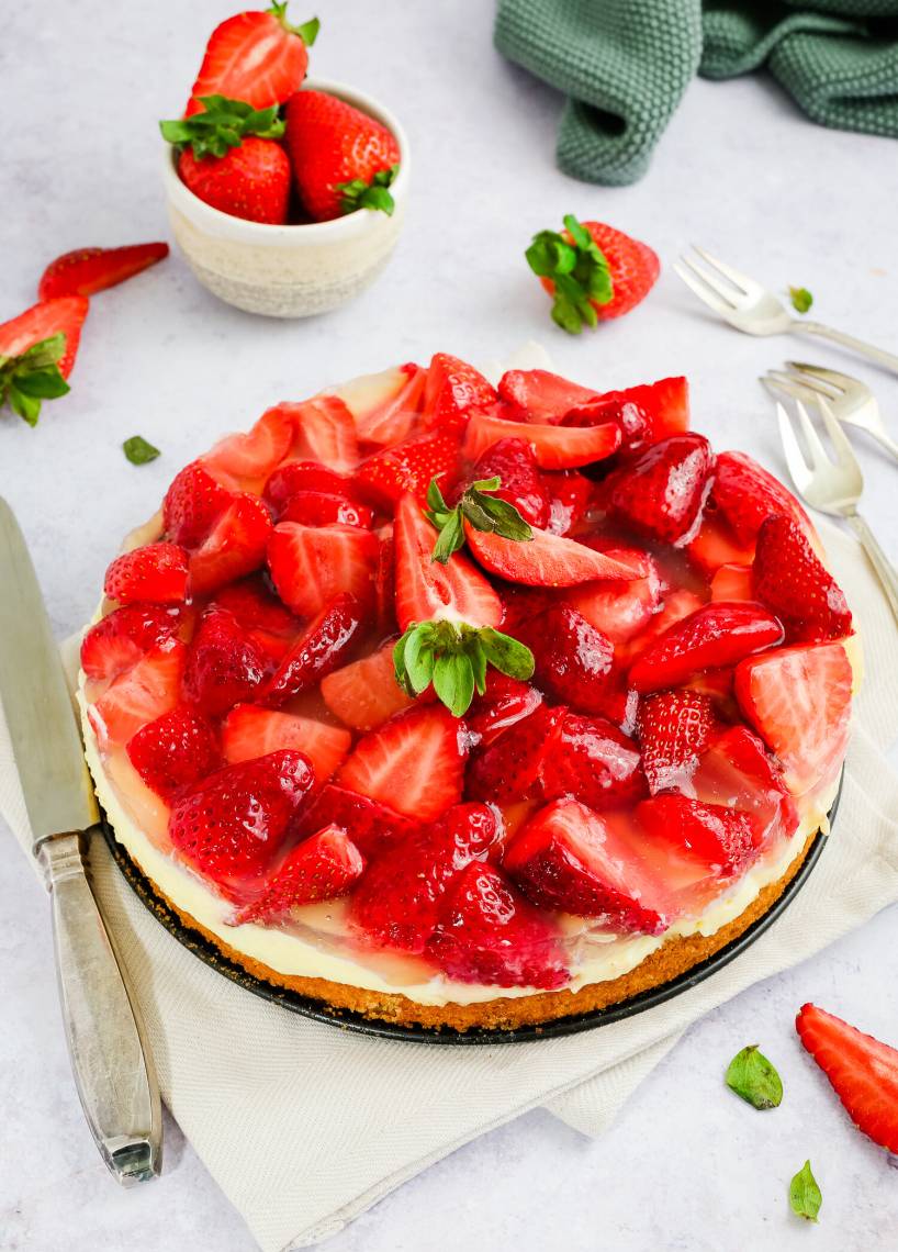 Omas Erdbeerkuchen mit Vanillepudding