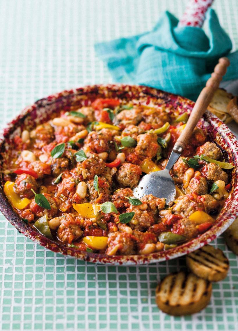 Mini-Frikadellen mit Baked Beans