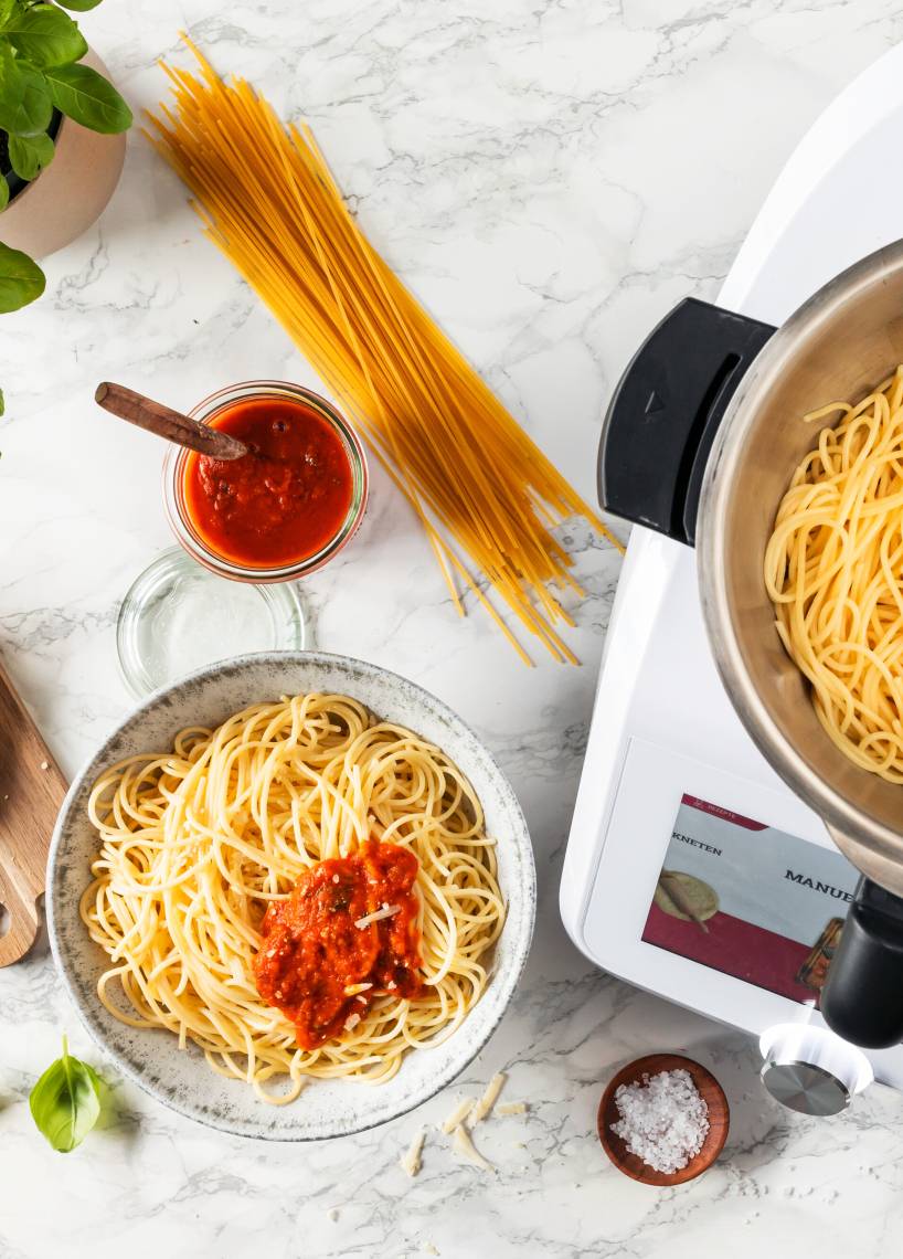 Nudeln aus dem Monsieur Cuisine