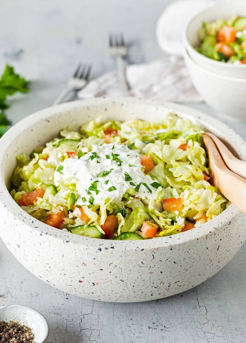 Griechischer Eisbergsalat | ZauberMix Griechischer Eisbergsalat | ZauberMix