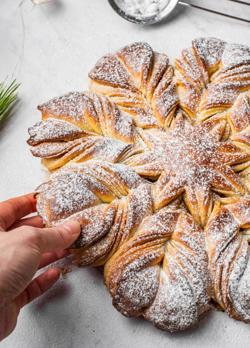 Weihnachts-Sternbrot mit Zimt
