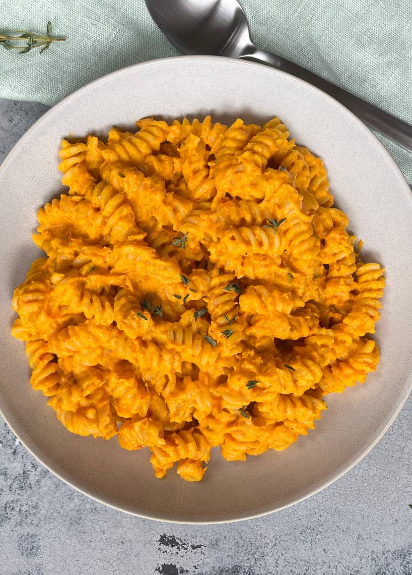 Pasta mit Kürbis-Feta-Soße