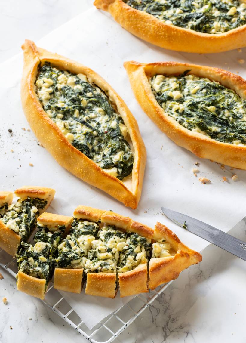 Knusprige Skyr-Pide
