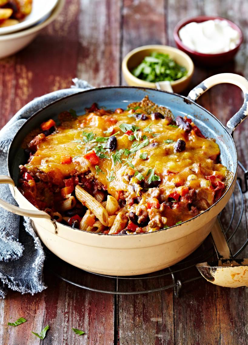 Chili-con-Carne-Gratin mit Nudeln