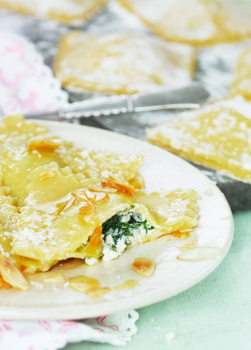 Ravioli mit Bärlauch-Ricotta-Füllung
