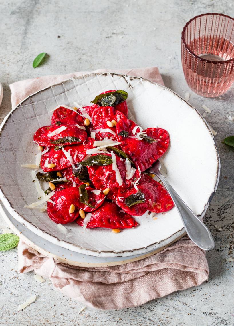 Herz-Ravioli in Salbeibutter