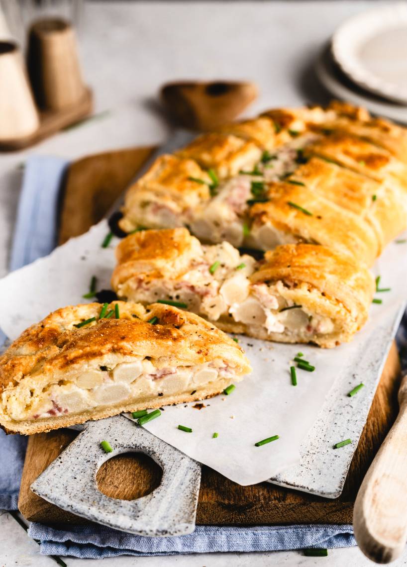 Spargelstrudel mit Camembert-Schinken-Creme