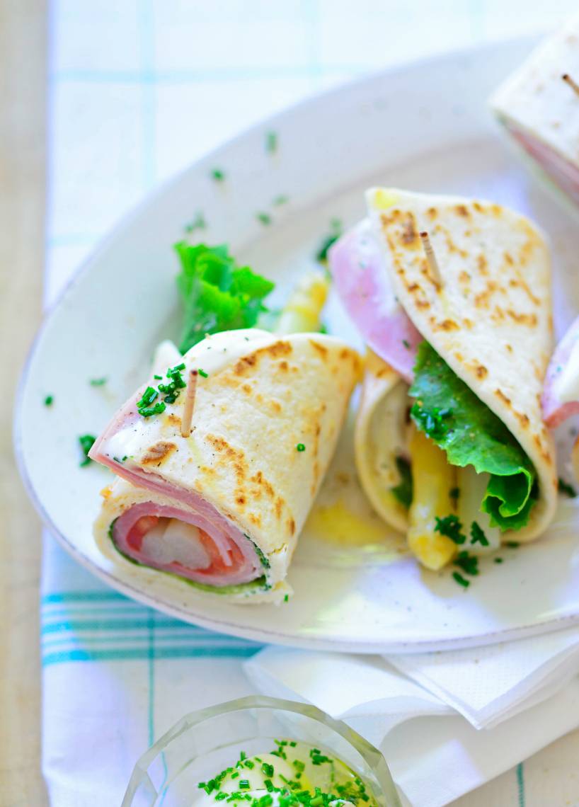 Tortillaröllchen mit Spargel und Schinken | ZauberMix