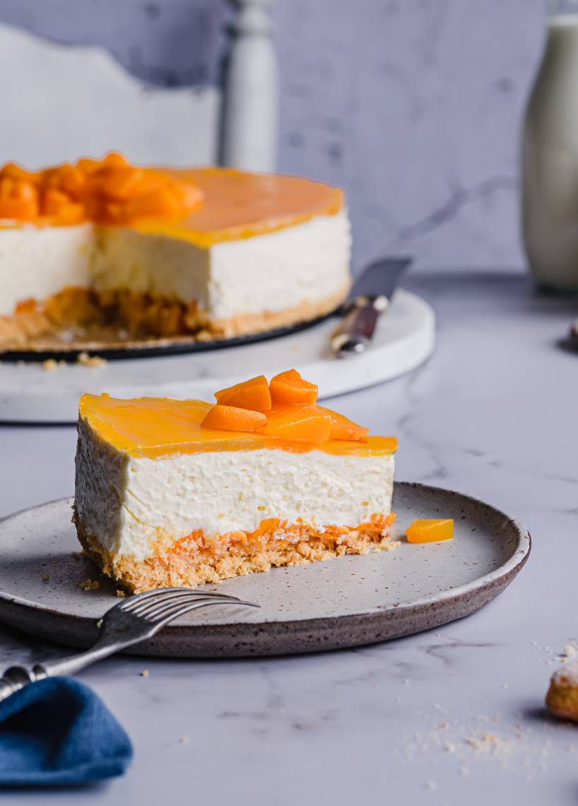 Pfirsichtorte ohne Backen mit Keksboden