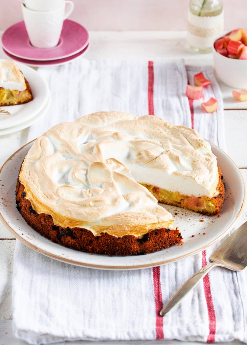 Rhabarberkuchen mit Baiser