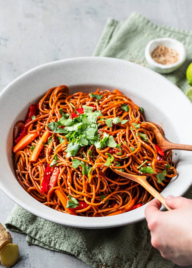 Spaghettisalat Teriyaki