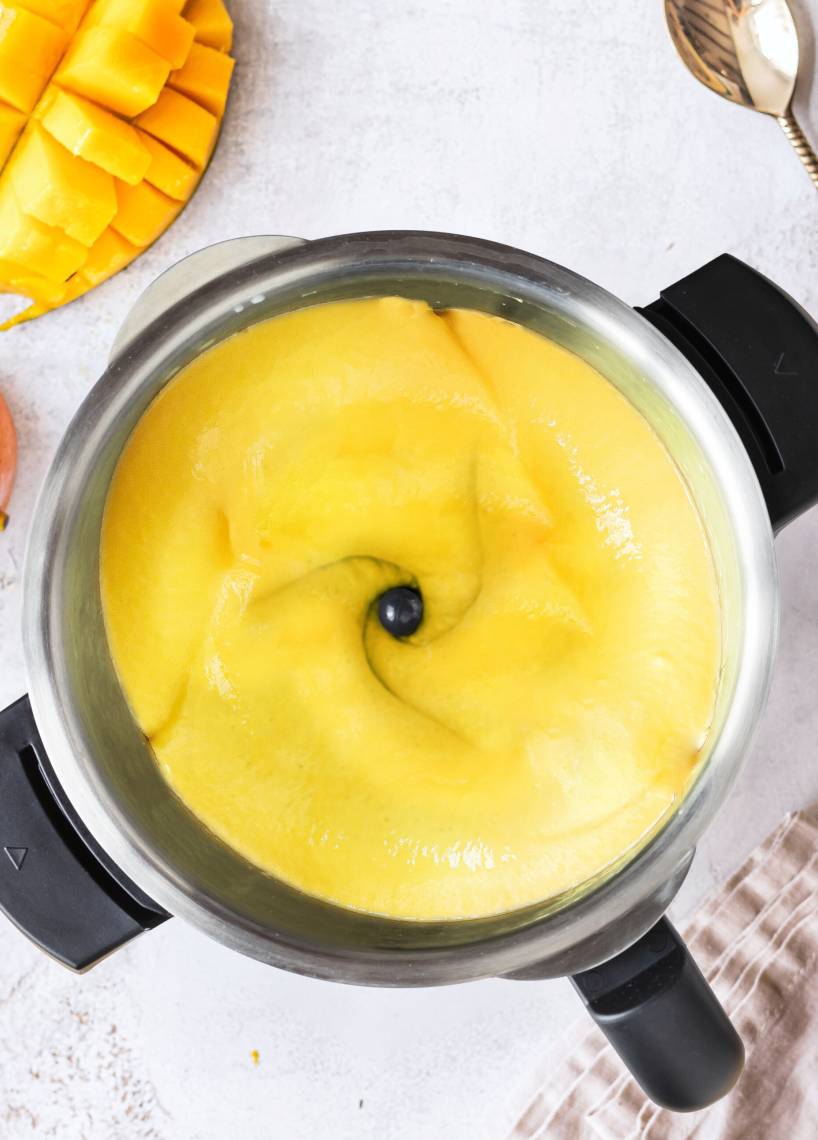 Mango Softeis ohne Zuckerzusatz