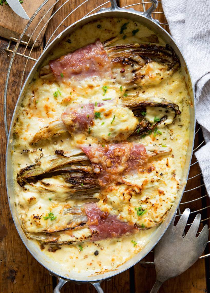 Chicorée-Gratin mit Schinken und Mascarponesoße