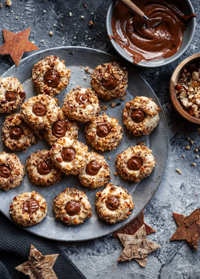 Haselnuss-Nougat-Tupfen