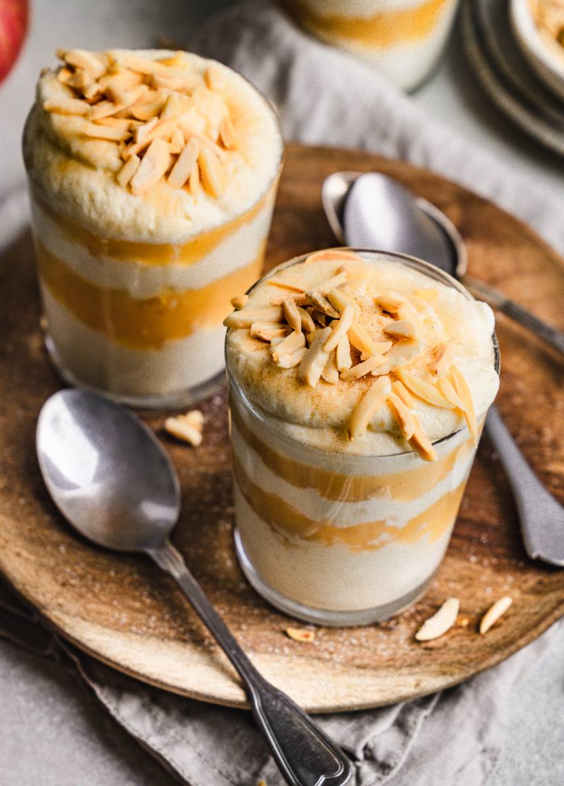 Apfel-Quark-Dessert mit Zimt