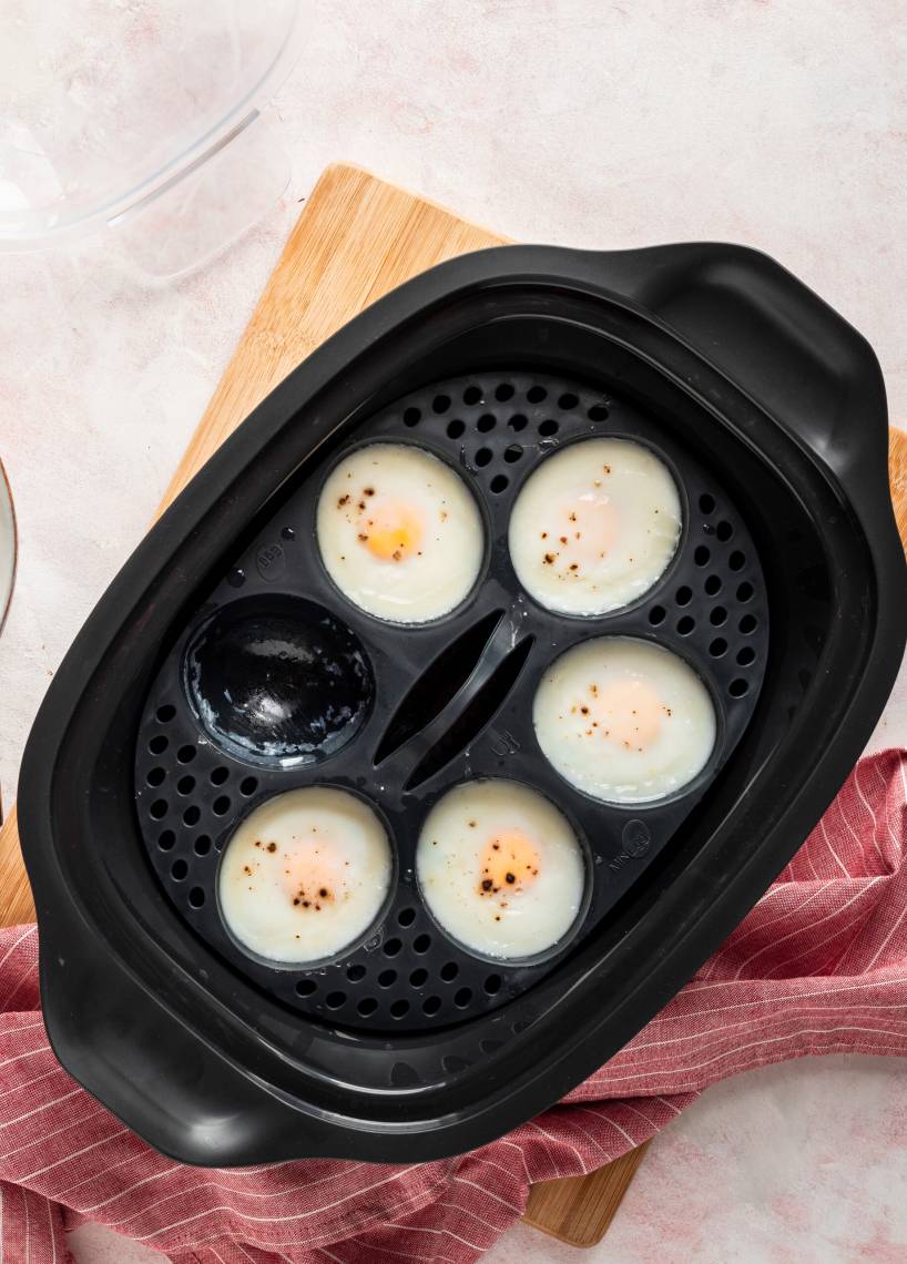 Pochiertes Ei auf Avocadobrot