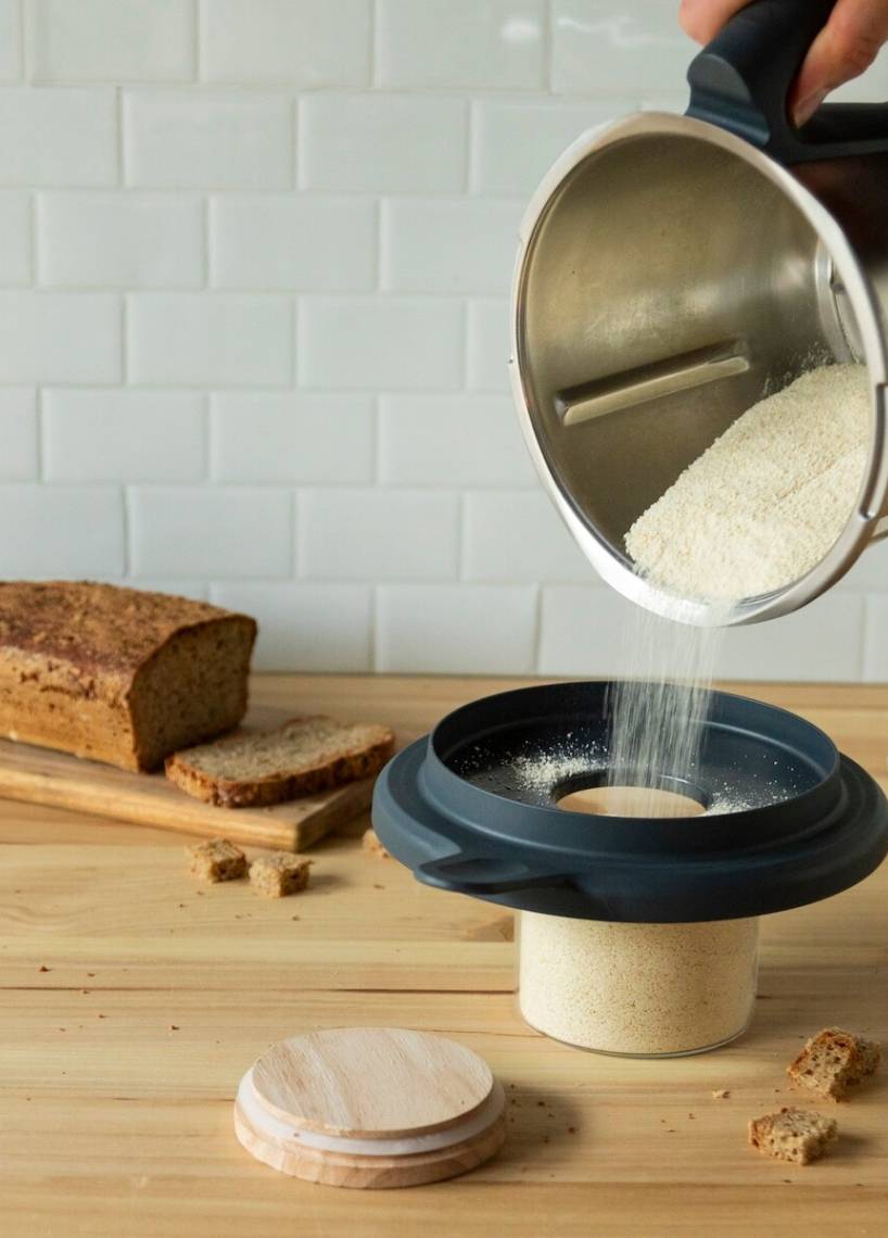 Paniermehl mit dem Monsieur Cuisine | ZauberMix Paniermehl mit dem Monsieur Cuisine | ZauberMix