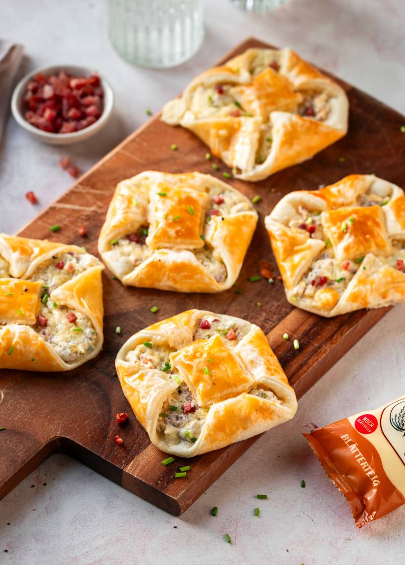 Knusprige Flammkuchen-Happen